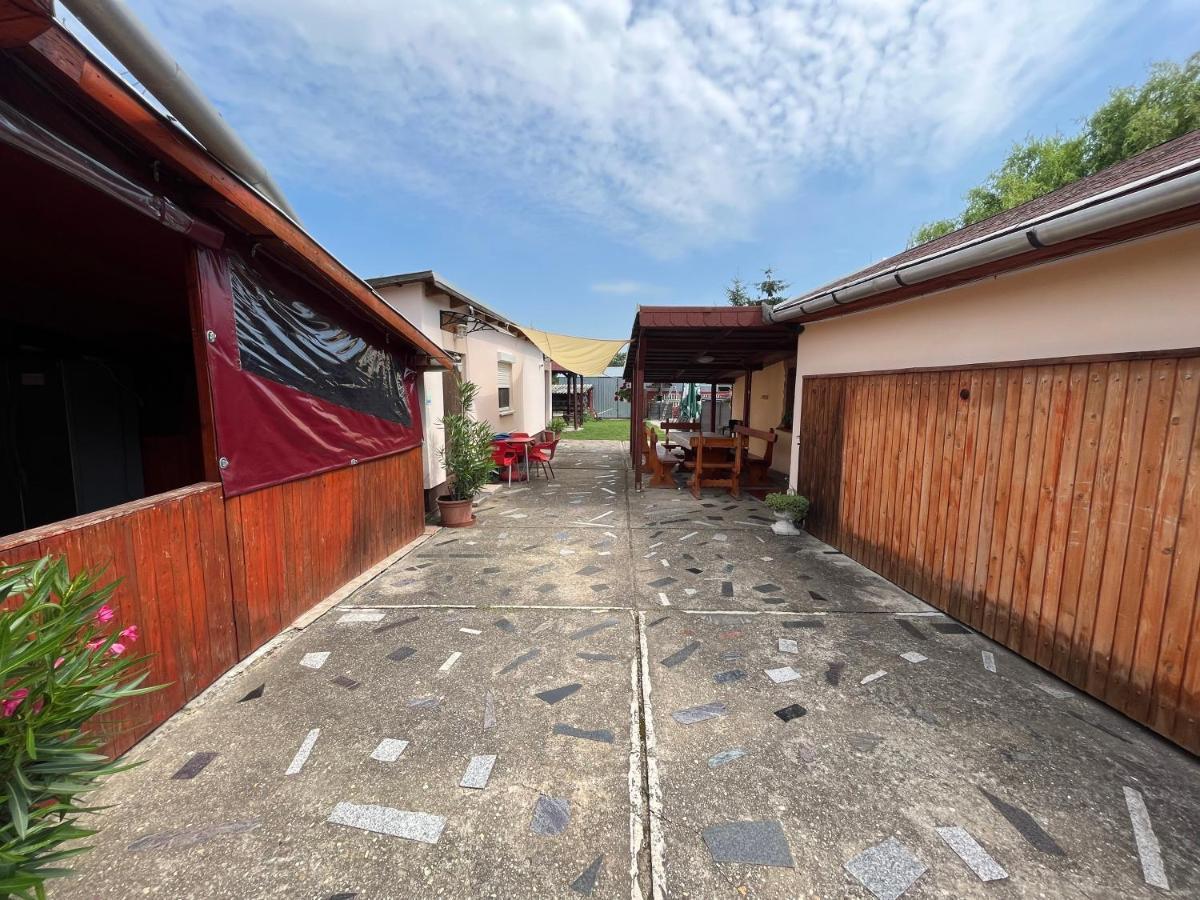Tiszavirag Apartman Tiszakeszi Exterior foto